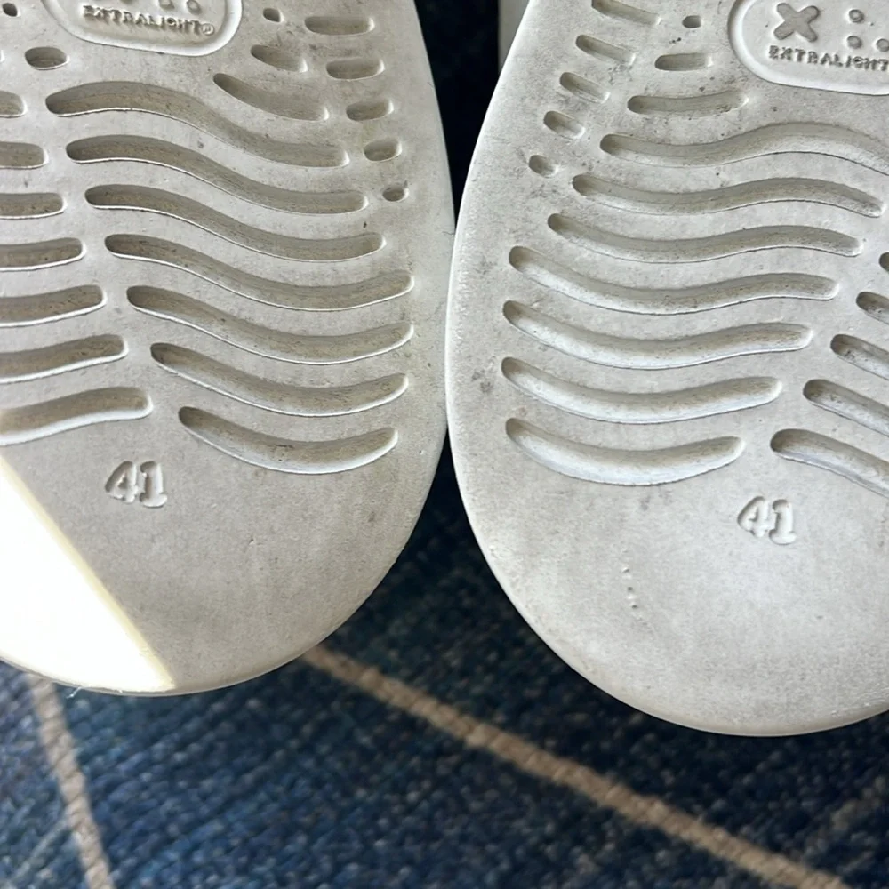 Camper Runner Up Twins 41 - Picture 8 of 10